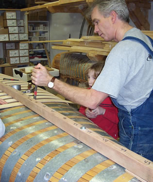 Build Canoe at Jeannes shop